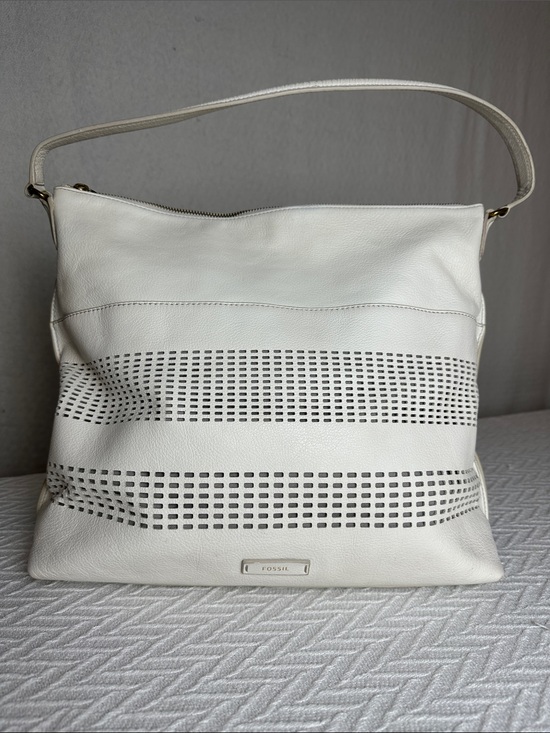 Handbags - 26. Fossil purse